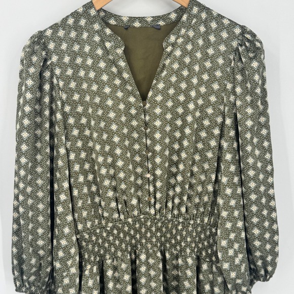 Robbie‎ Bee Geometric Green Tiered Midi Dress Smocked Lantern Est. sz Small - Picture 2 of 10